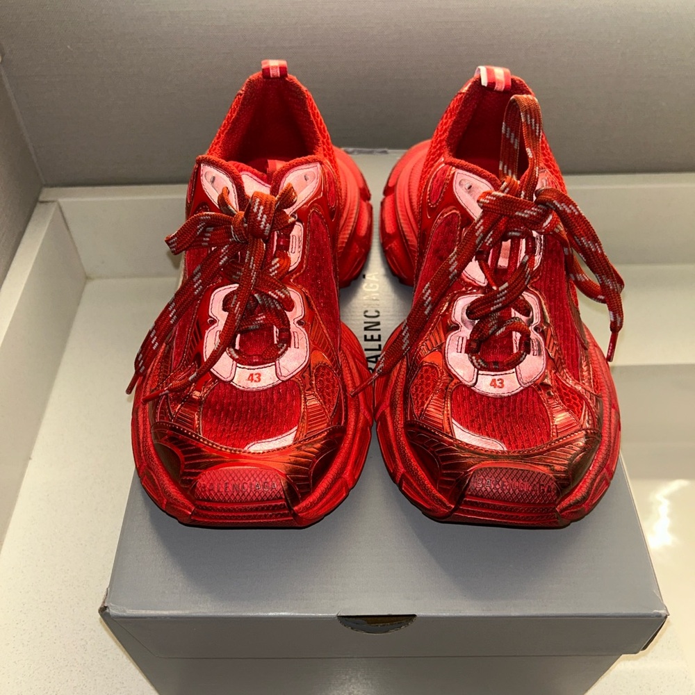 Balenciaga 3XL Runner Sneaker Mens Size 10 New In box 2023 Oversized